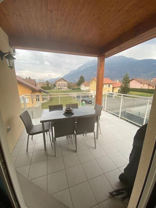 Appartement Belle Vue Sur Les Montagnes Saint-Pierre-en-Faucigny Exterior foto
